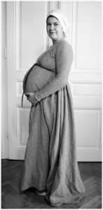 Schwangerschafts und Stillkleid